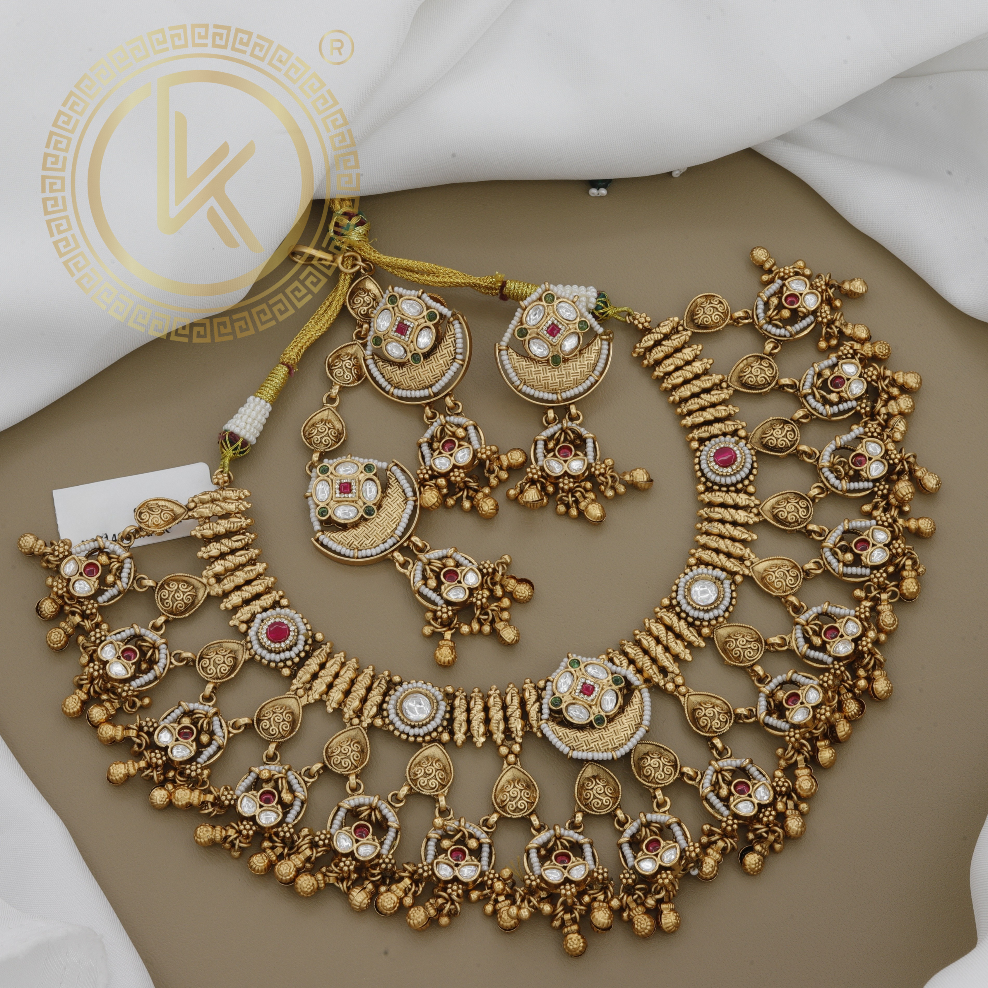 Antique Set: Necklace, Earrings & Tikka