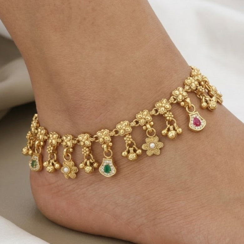 Pair of 2 Traditional Antique Gold Floral Anklet