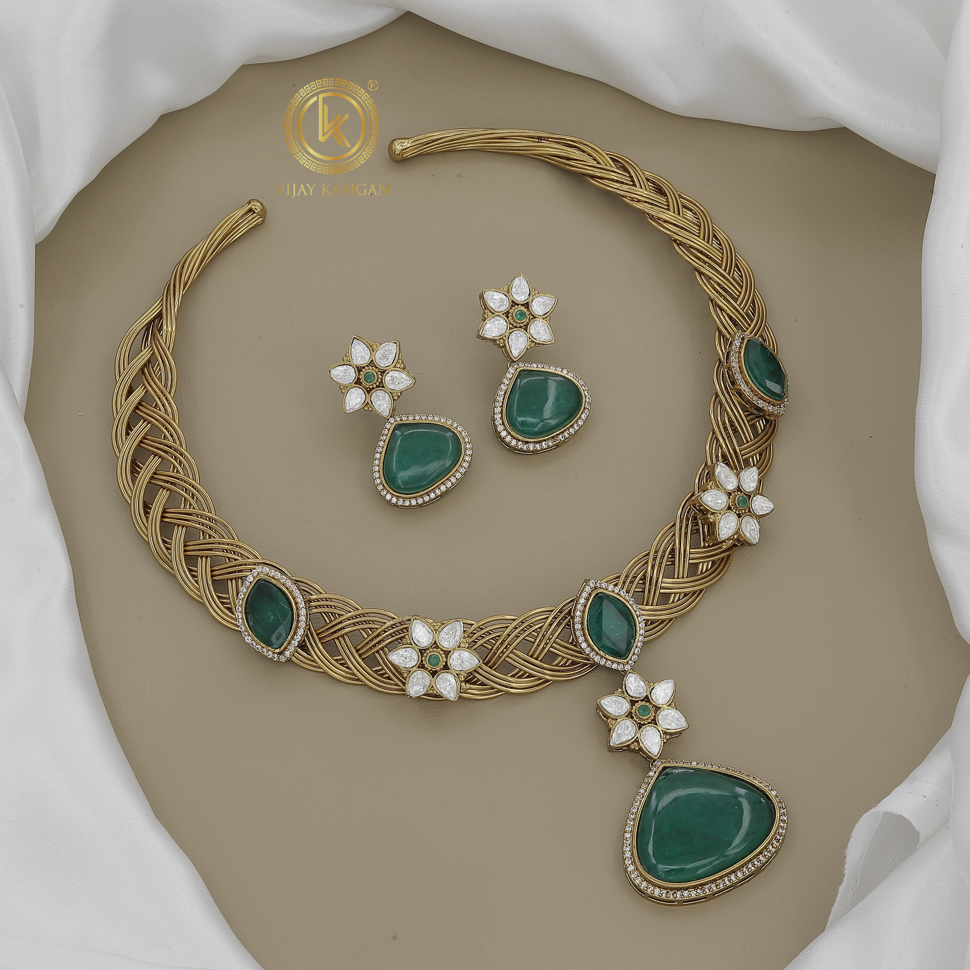 Floral Accent Gold Plated Hasli Necklace with Drop Earrings