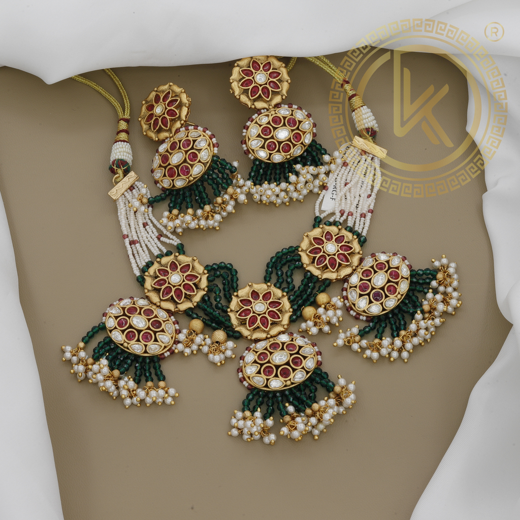 Floral Design Antique Kundan Necklace Set