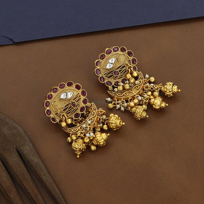 Heavy Heritage Short Kundan Necklace Set