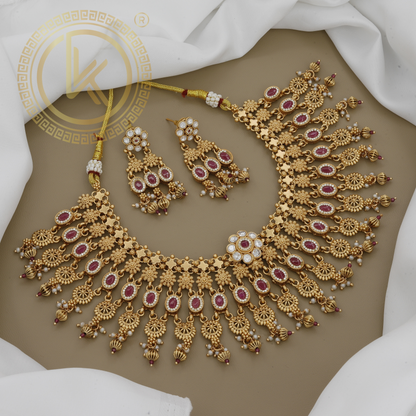 Matchit Pota Stone Gold Plated Antique Necklace Set