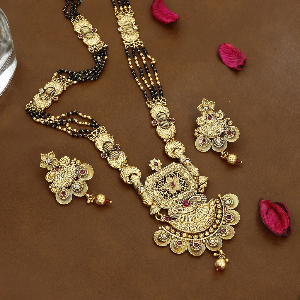 Ornate Gold Mangalsutra Set with Intricate Detailing