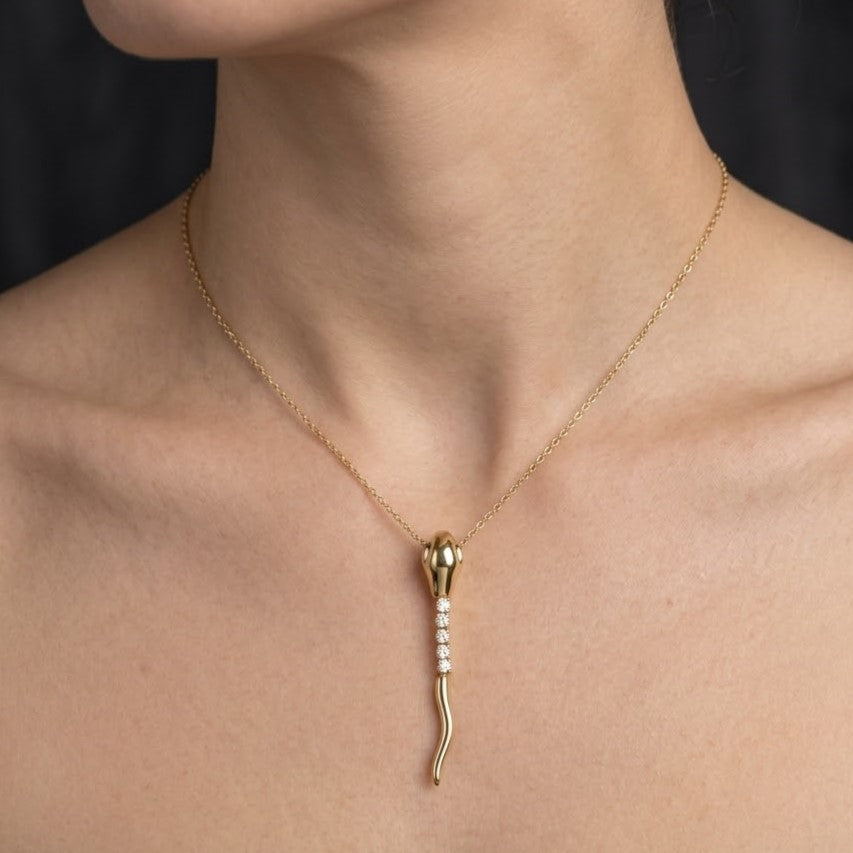Delicate Accent Pendant Modern Gold Wavy Drop Necklace