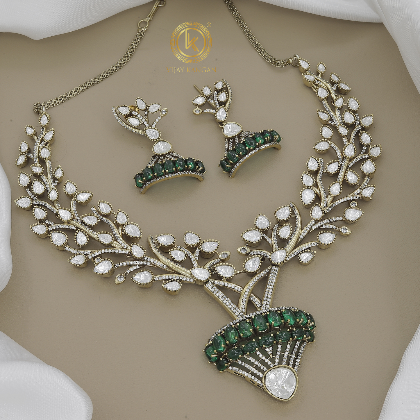 Sparkling and White Stone Floral Necklace with Earrings