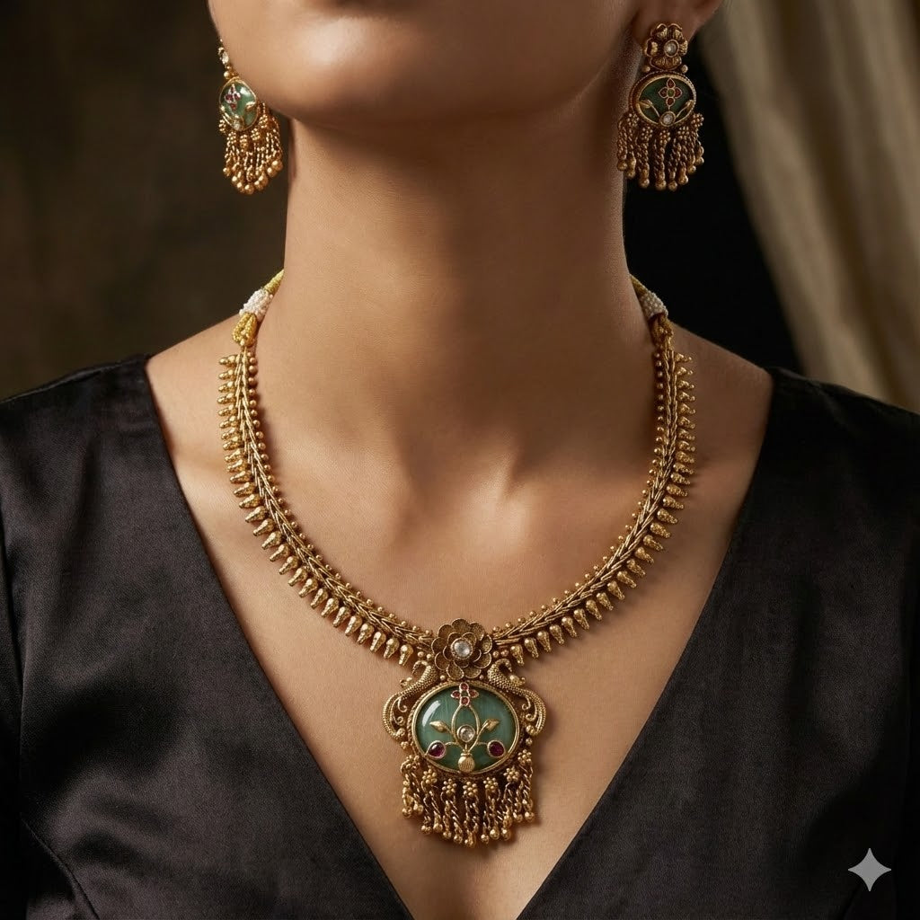 Antique Gold-Plated Necklace Set with Green Aventurine Stones and Floral Carvings