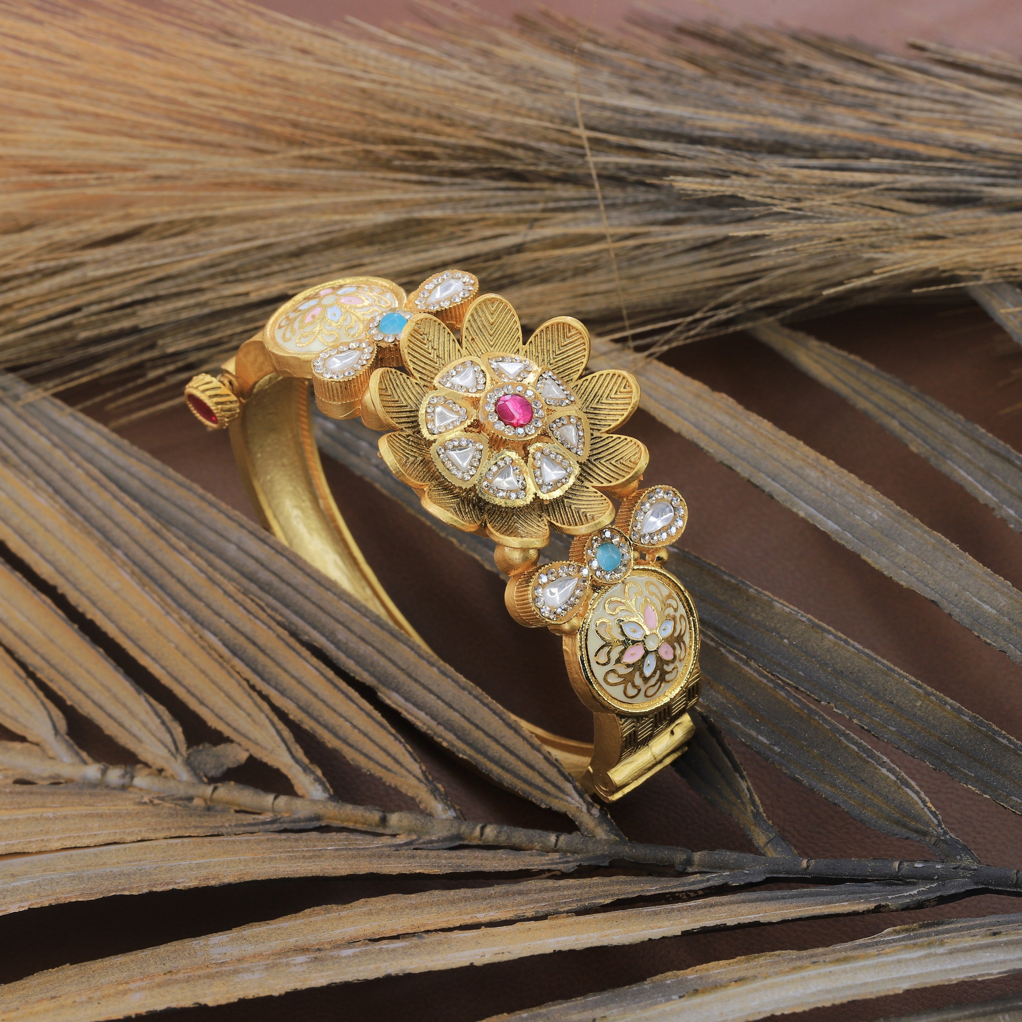 Antique Women Flower Design Kada