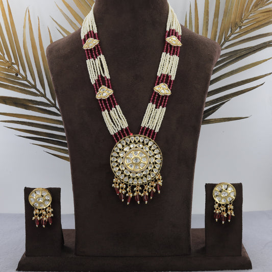 Antique Moti Set Includes Kundan