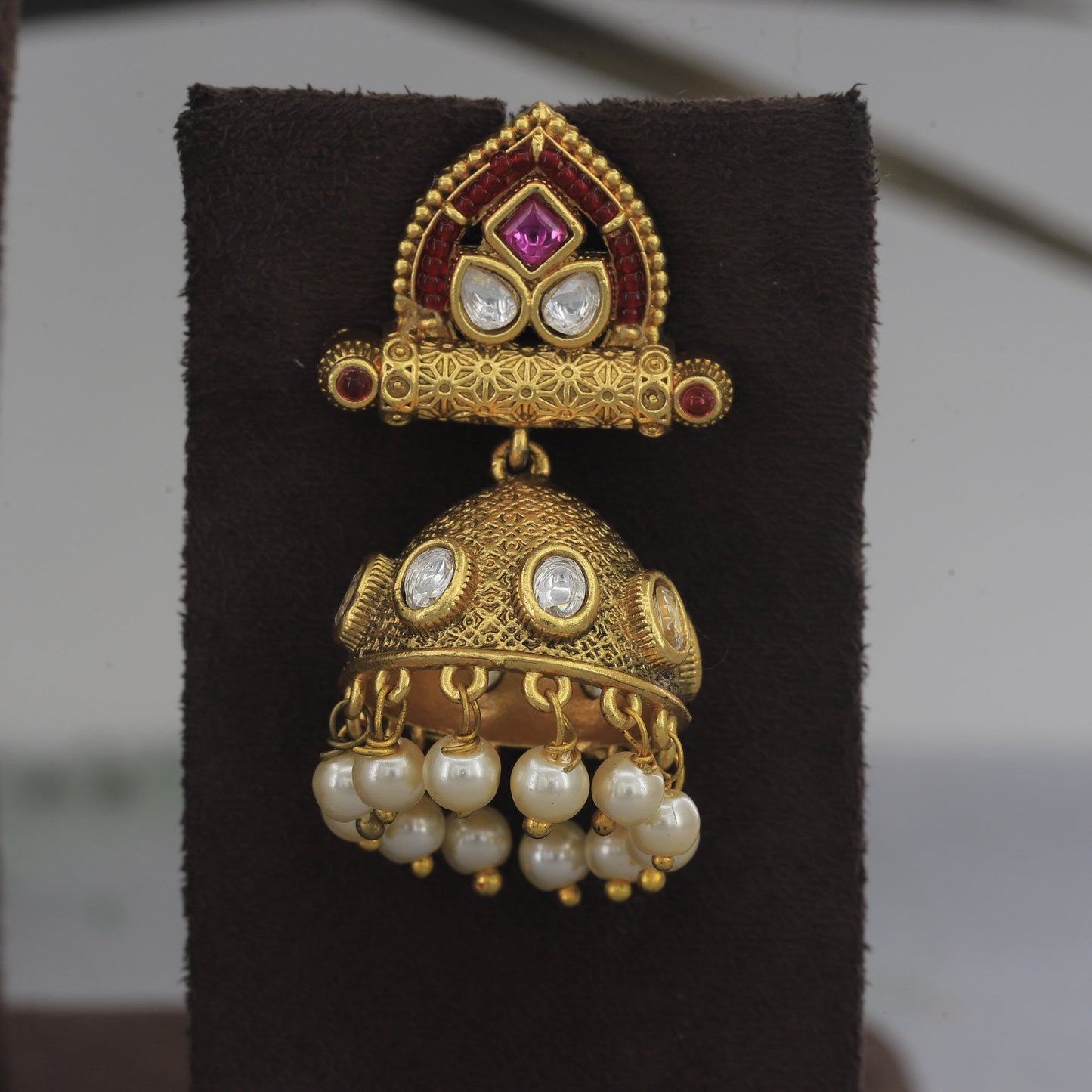 Antique Bandhay Moti Set Includes Kundan