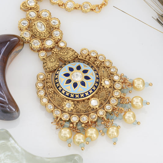 Big Round Shape Kundan Antique Tikka