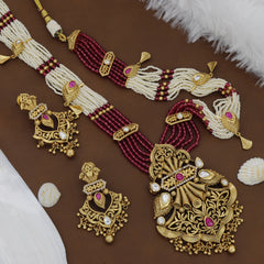 Moti Set With Colors And Includes Kundan