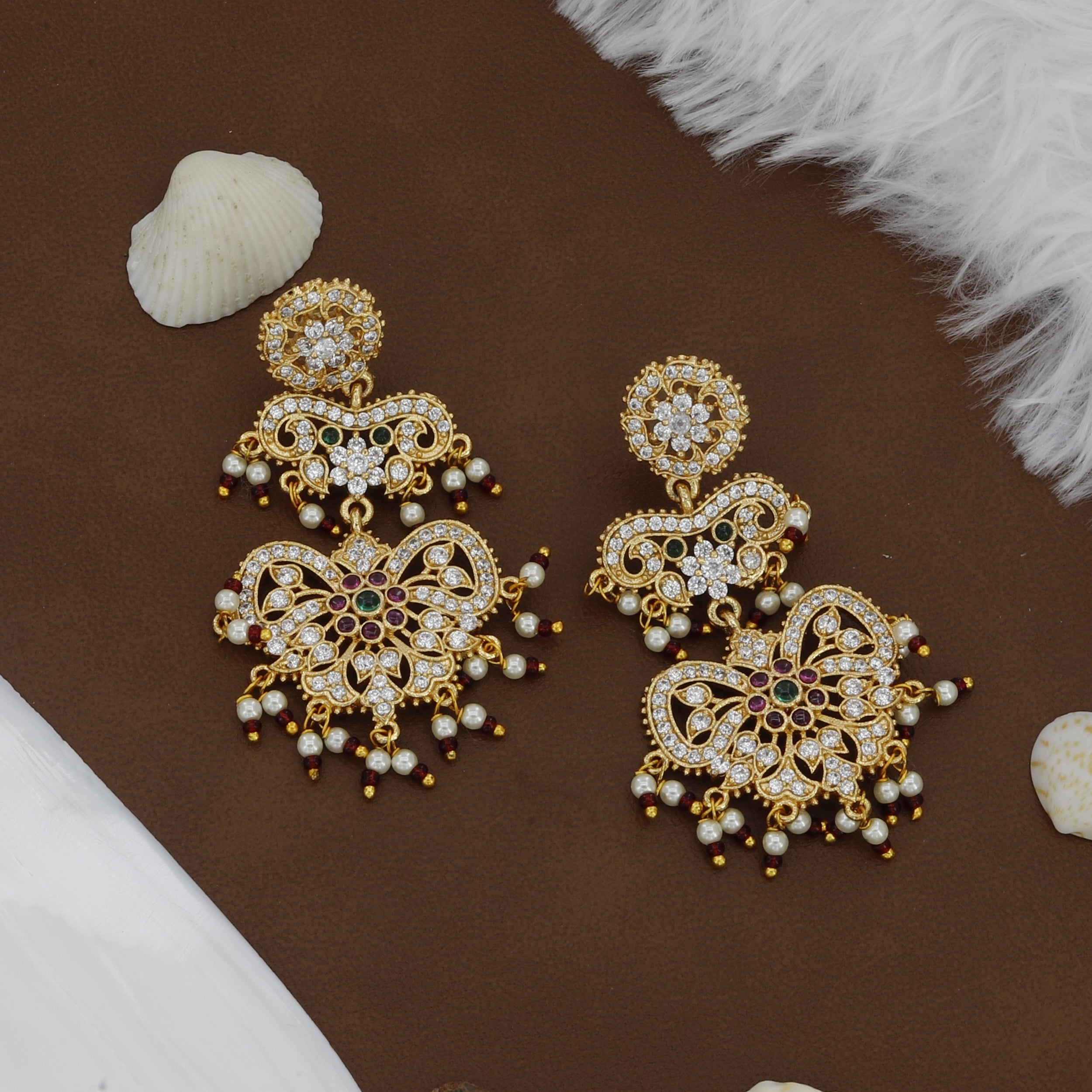 Diamond Bandhay Moti Set With Earrings
