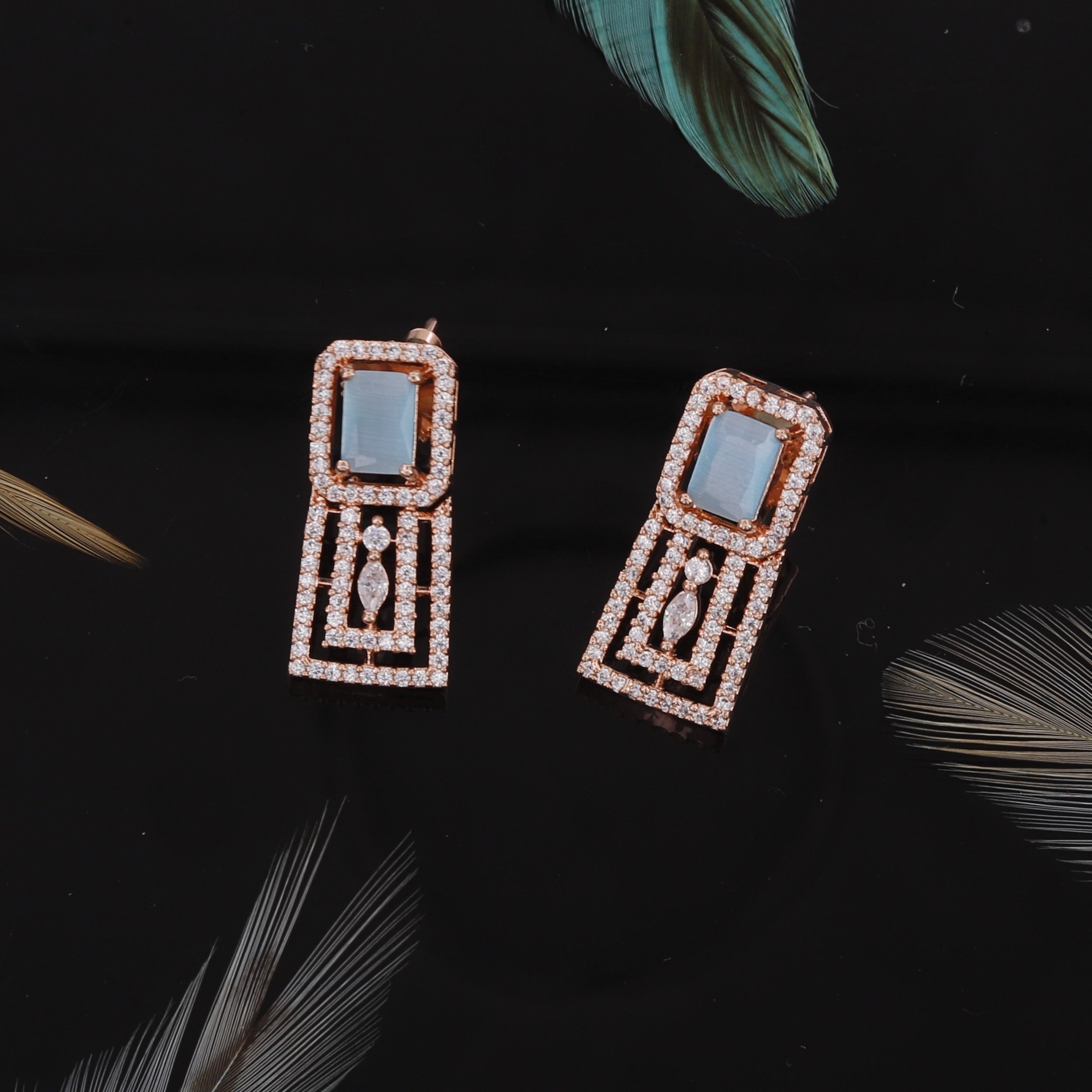 Square Design Rose Polished Choker Set For Women