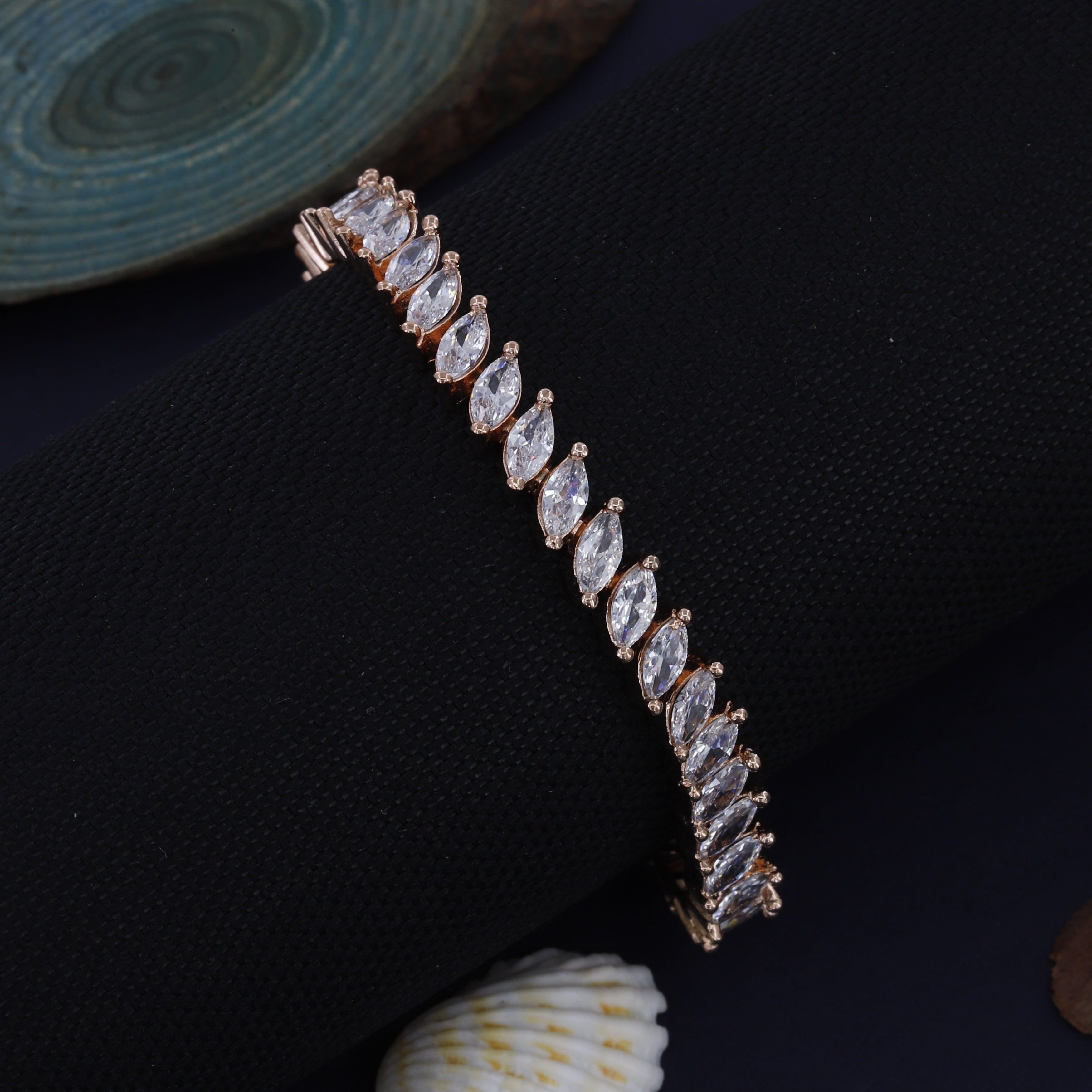 Marquise Shape Diamond Loose Bracelet