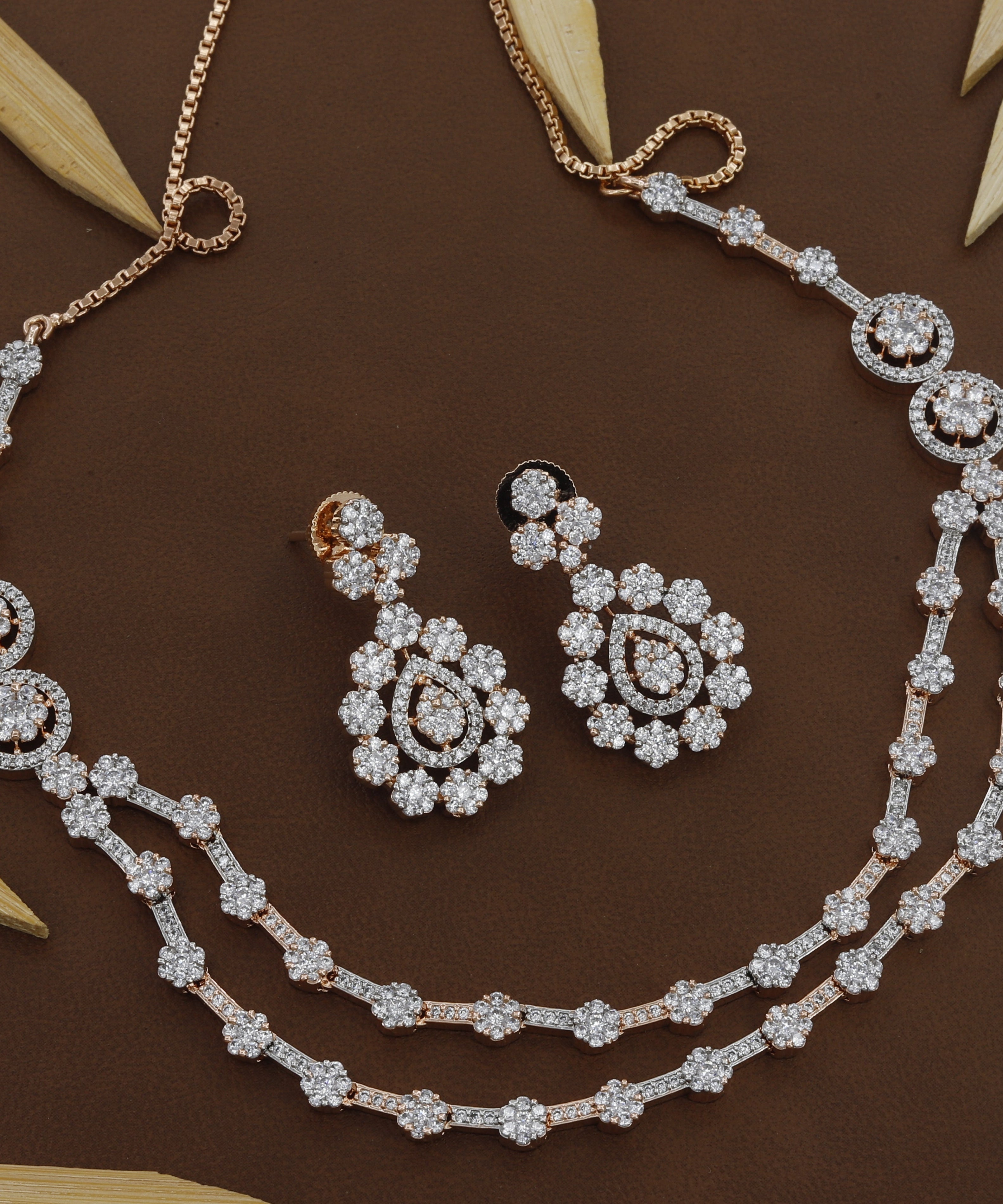 Round Shape Flower Design Rose polished Necklace Set