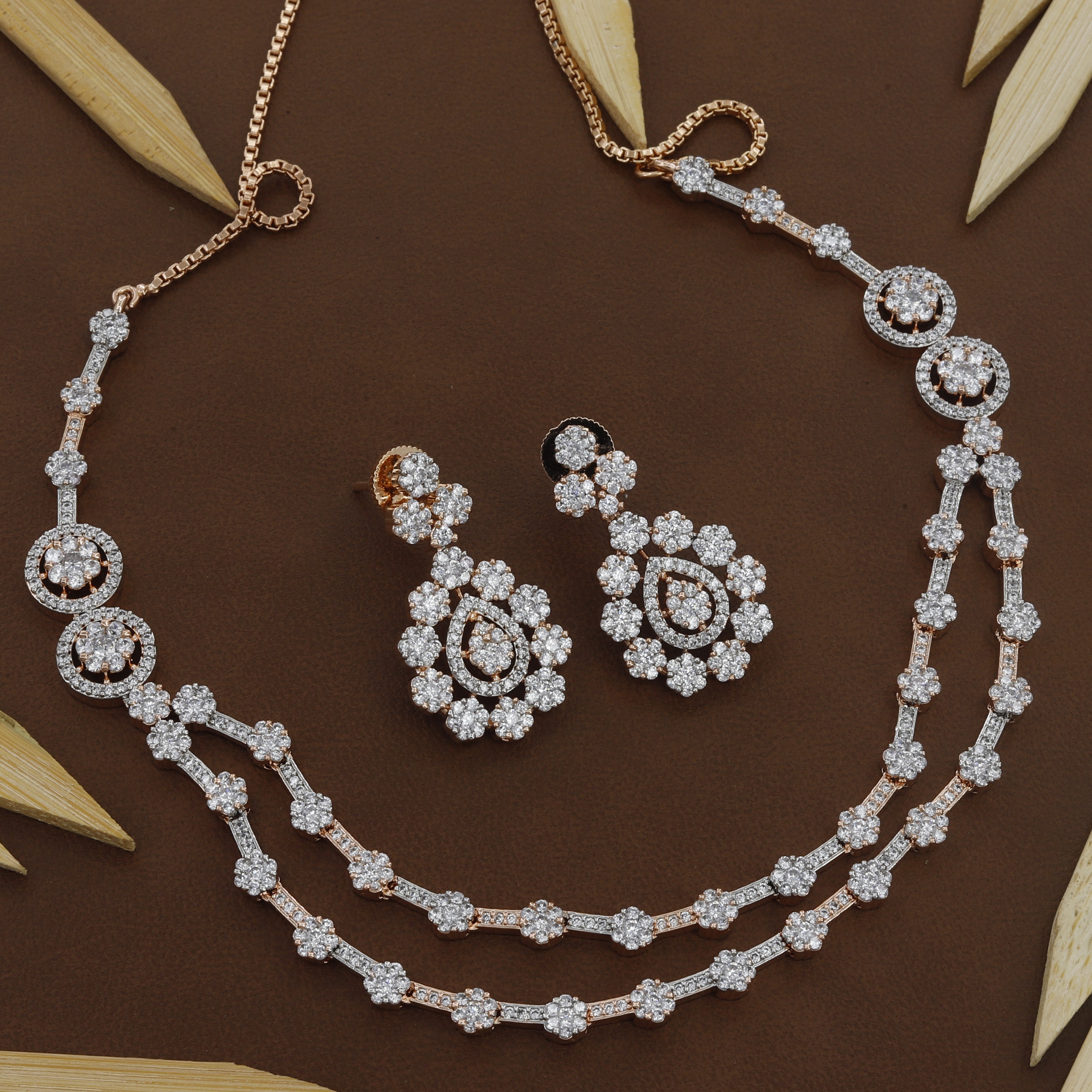 Round Shape Flower Design Rose polished Necklace Set