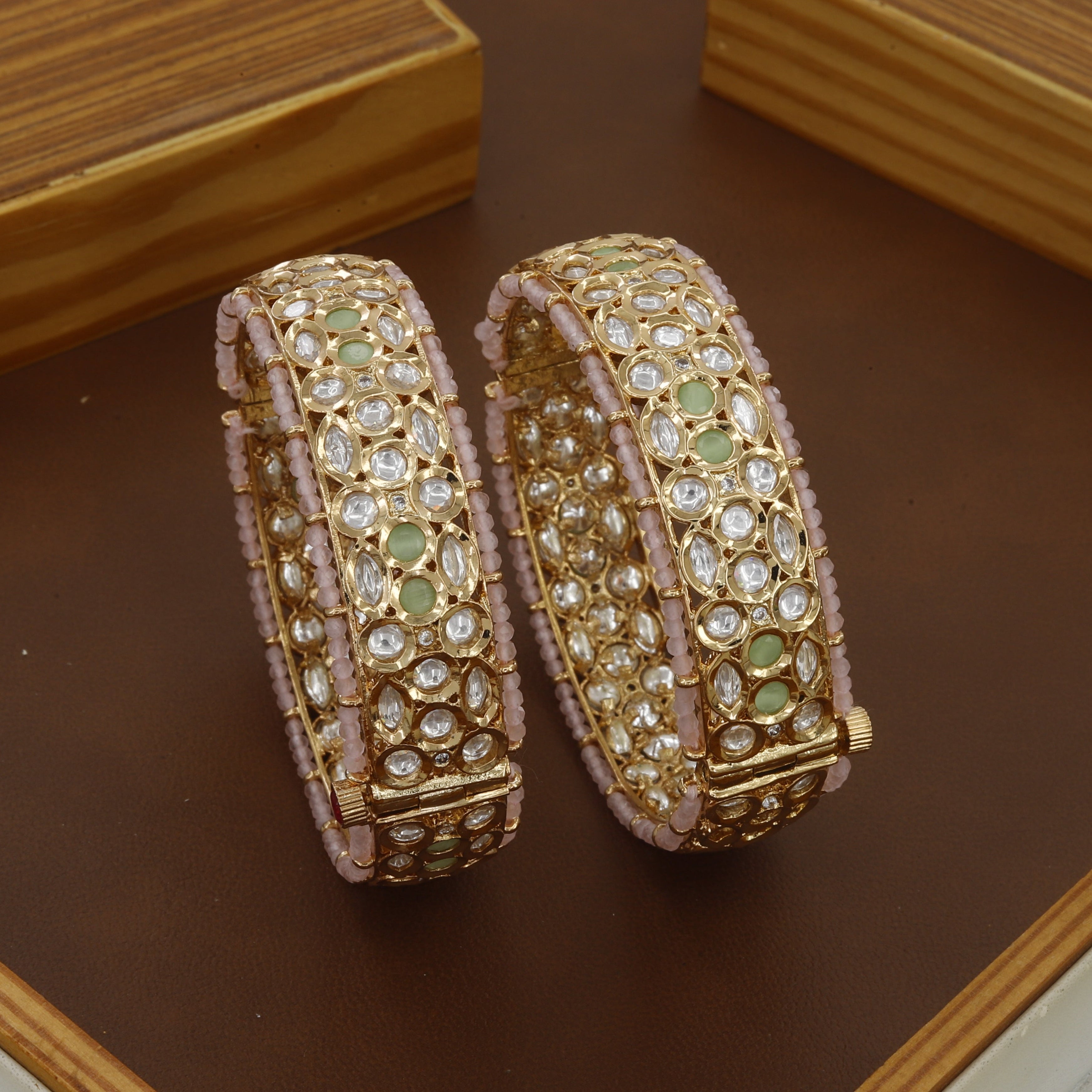 Antique Broad Kundan Patla For Women