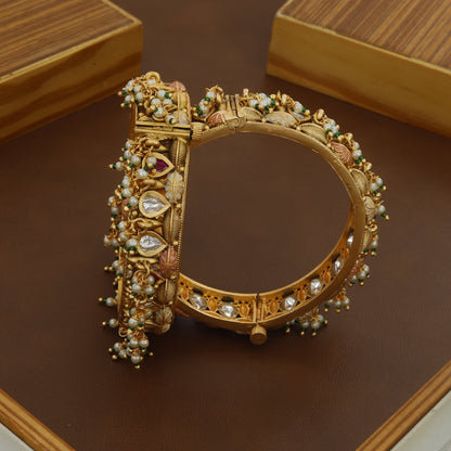 Pear Shape Kundan Antique Patla