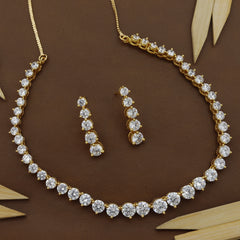 Diamond Jewellery Gold polished Round Diamond Necklace