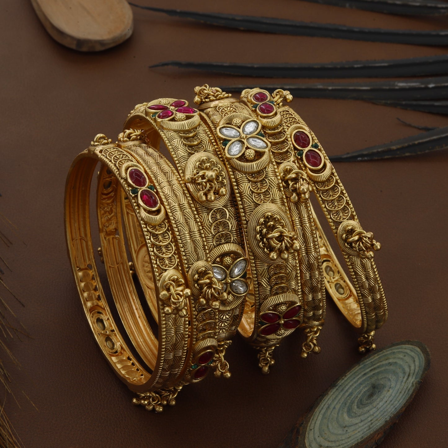 Antique Kundan Patla With Bangles For Women