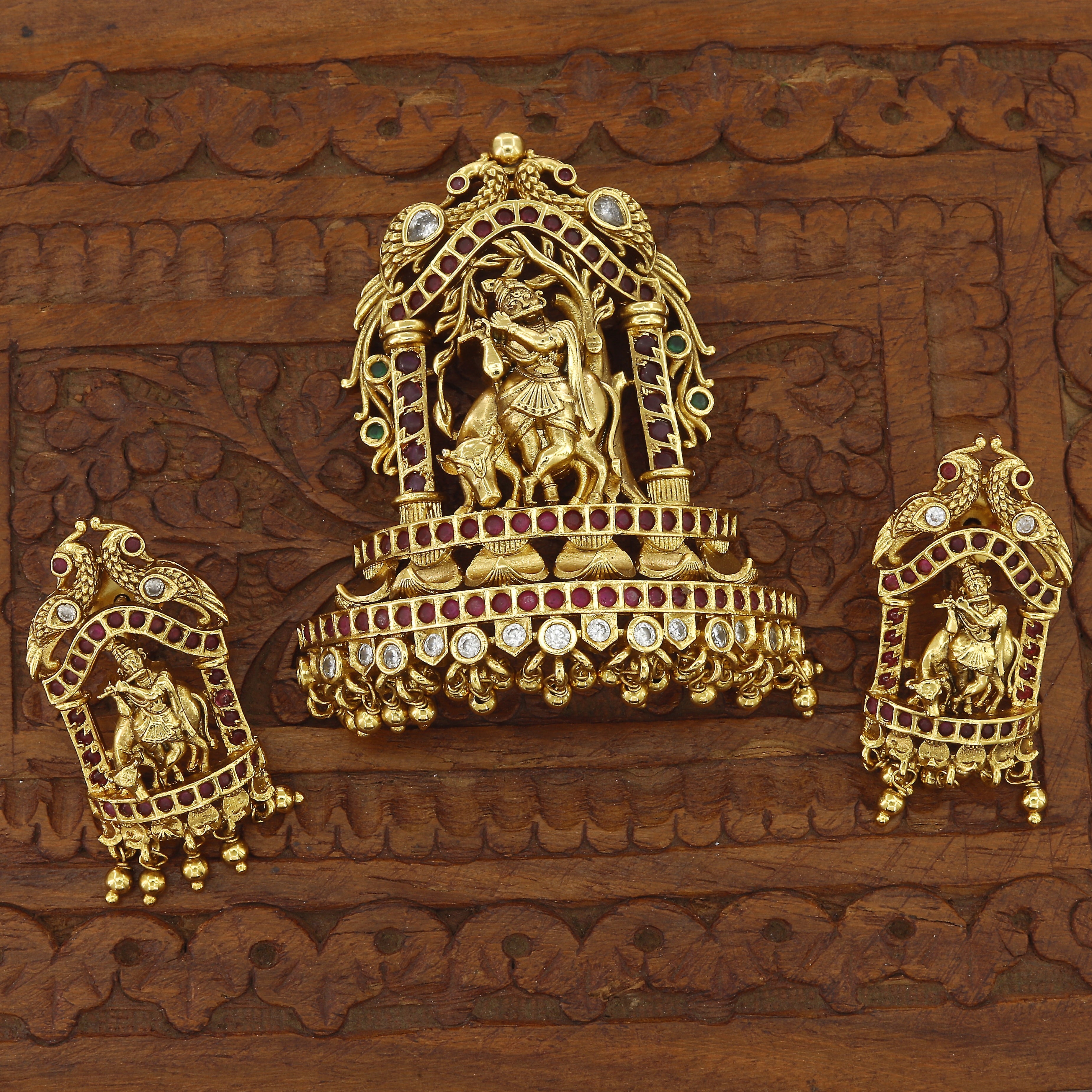 Antique God Krishna Temple Wear Pendent Butti