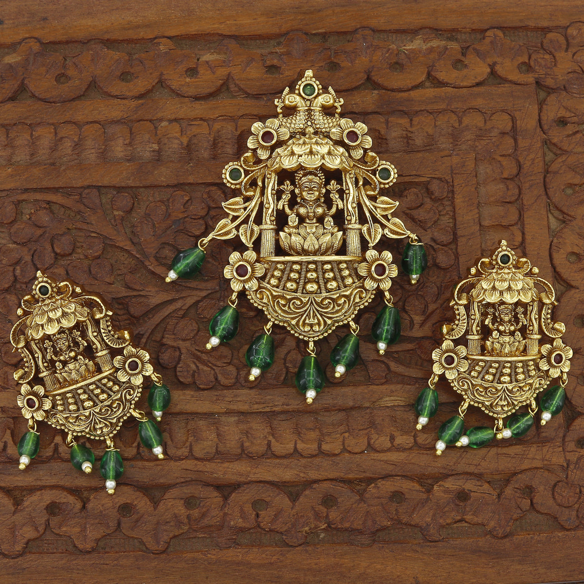 Antique Temple Wear God Laxmi Pendent Butti