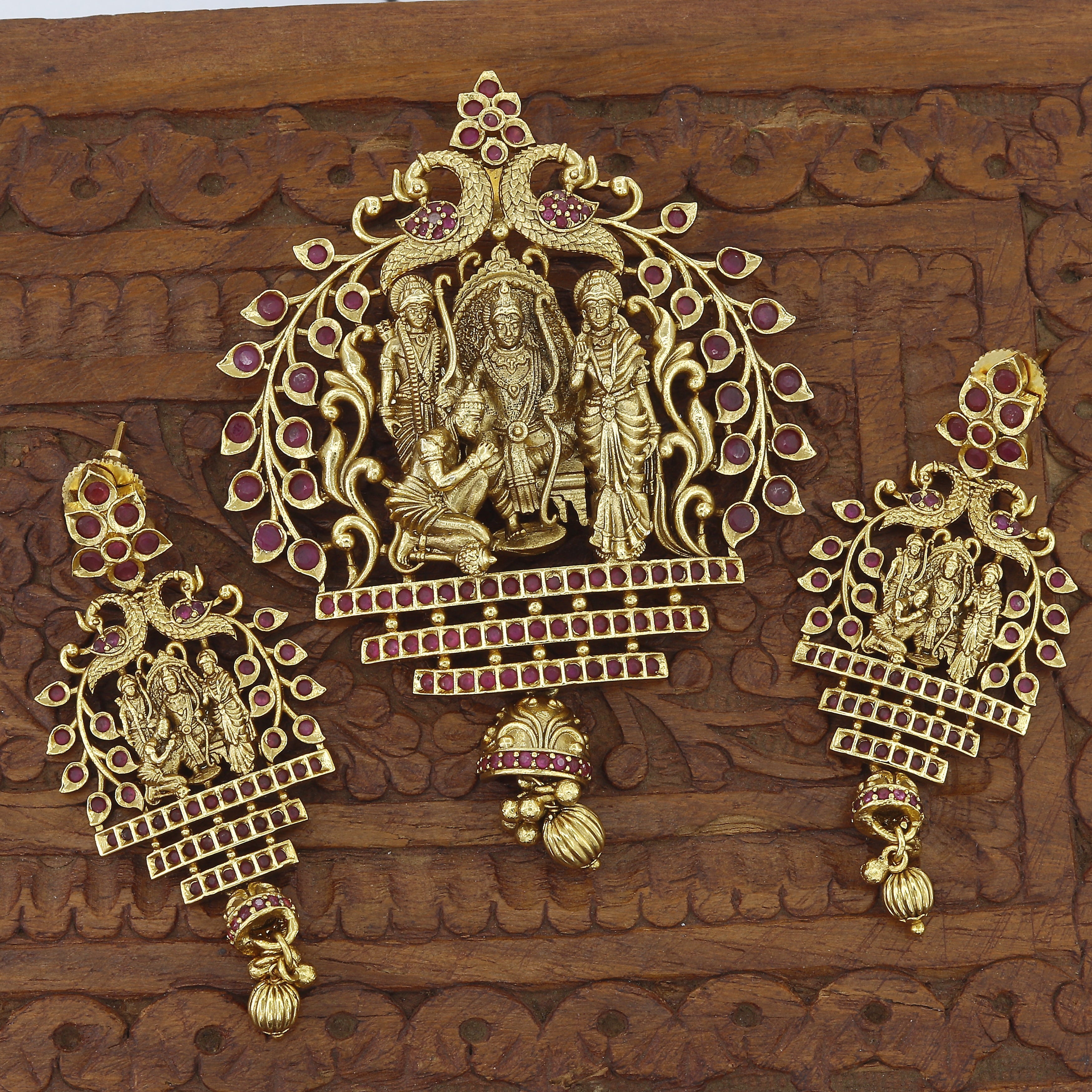 Antique Temple Wear Ramayan Theme Pendent Butti