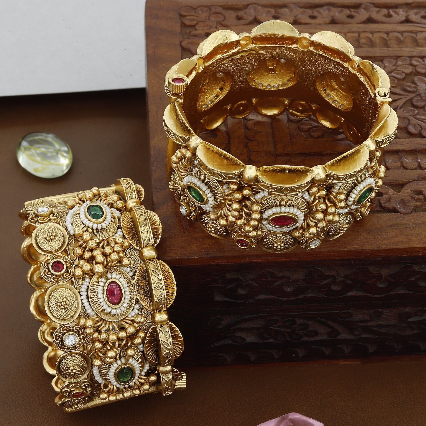 Oval Cut Antique Broad Kundan Patla