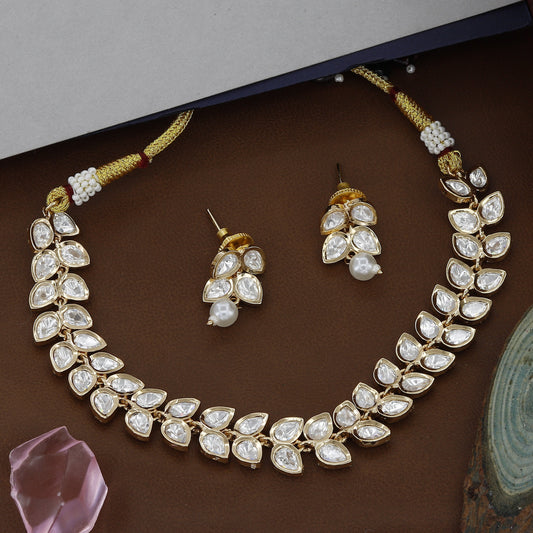 Neklace Set With Earrings Includes Kundan