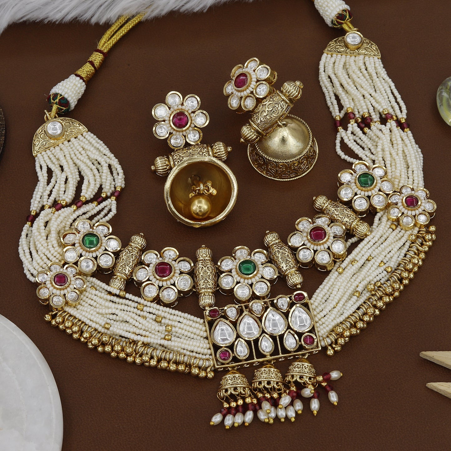 Moti Kundan Choker With Jumkhas