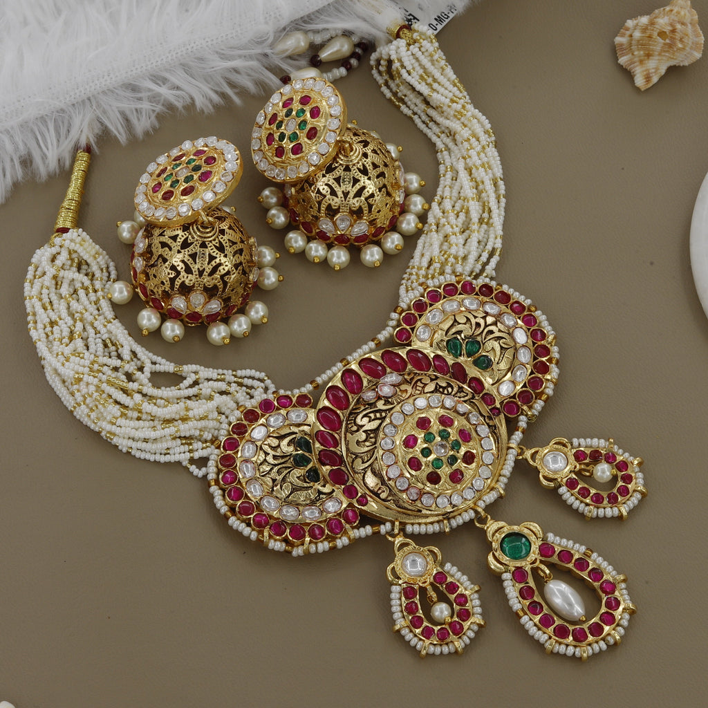 Heavy Wedding Choker With Jumkhas